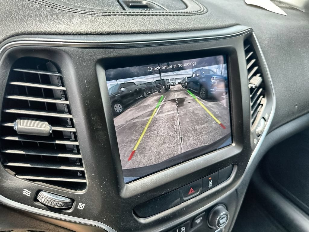 2022 Jeep Cherokee Latitude Lux