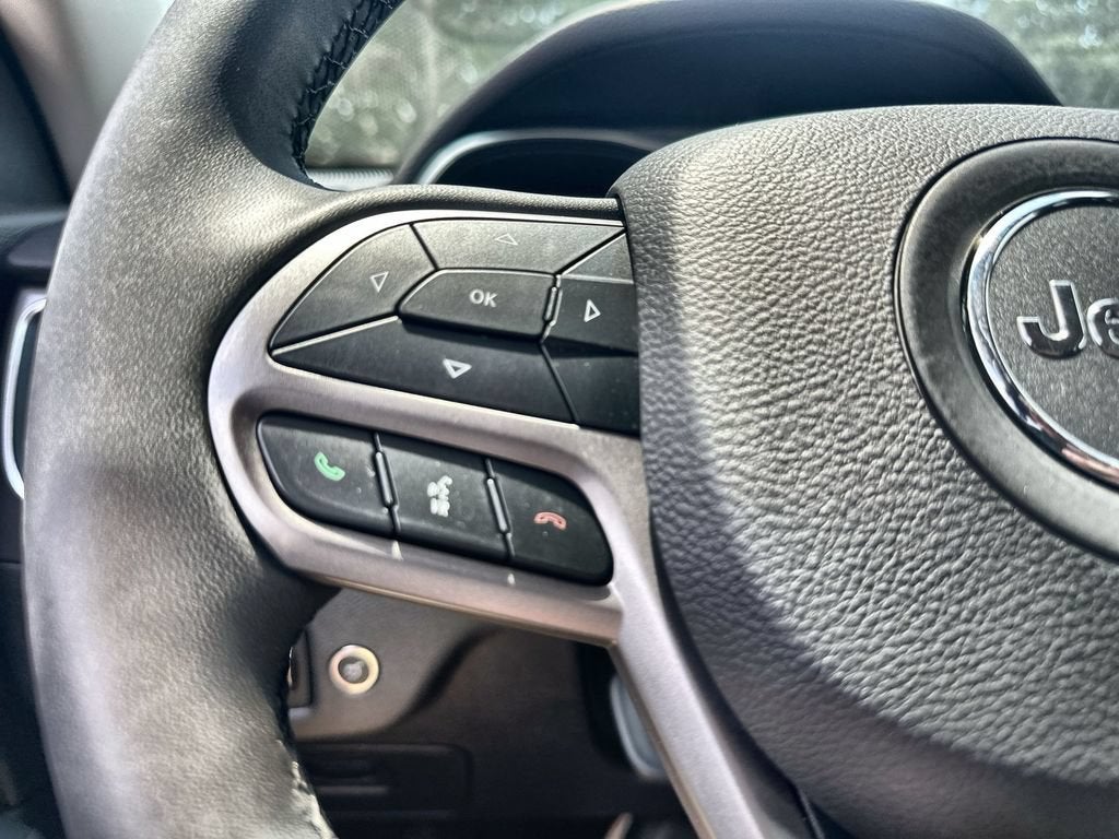 2022 Jeep Cherokee Latitude Lux