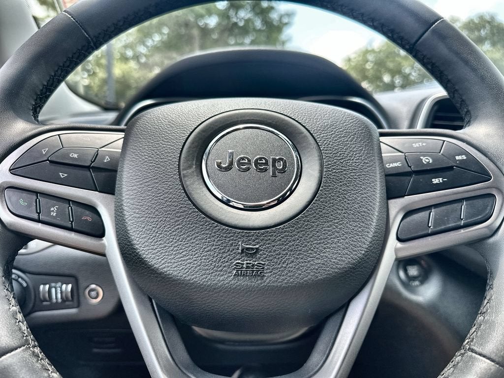 2022 Jeep Cherokee Latitude Lux