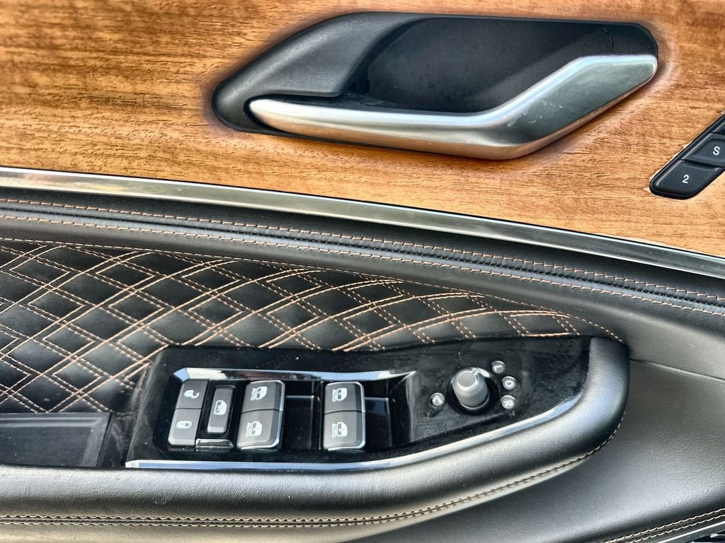 2023 Jeep Grand Cherokee L Summit Reserve