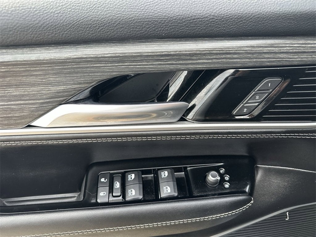 2023 Jeep Wagoneer Series III