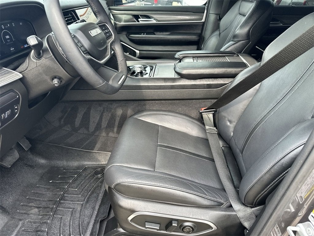 2023 Jeep Wagoneer Series III