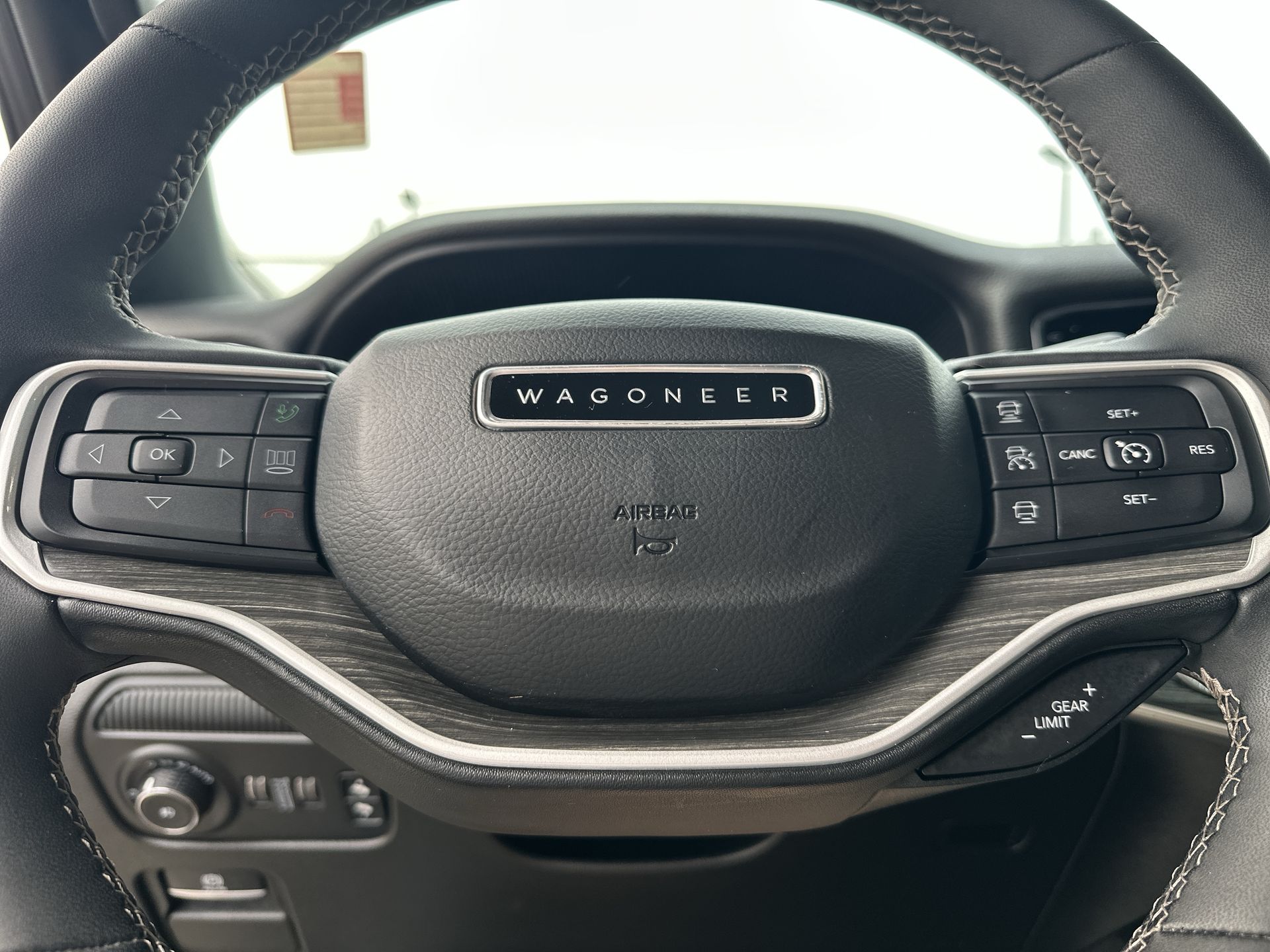 2023 Jeep Wagoneer Series III