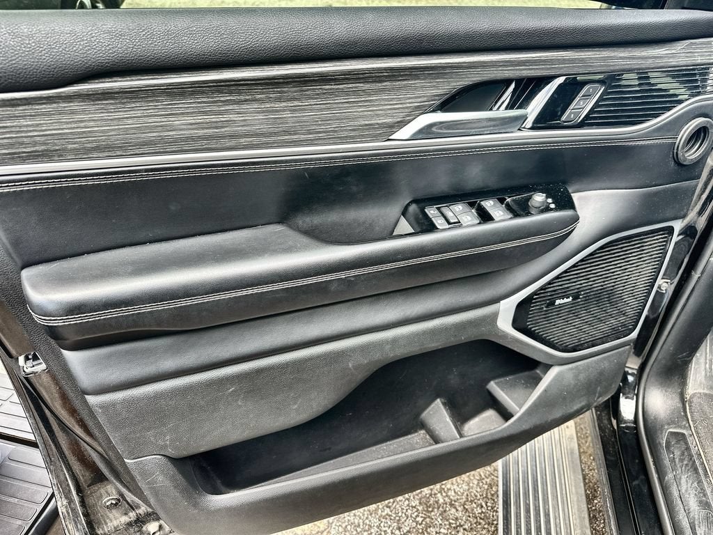 2022 Jeep Wagoneer Series III
