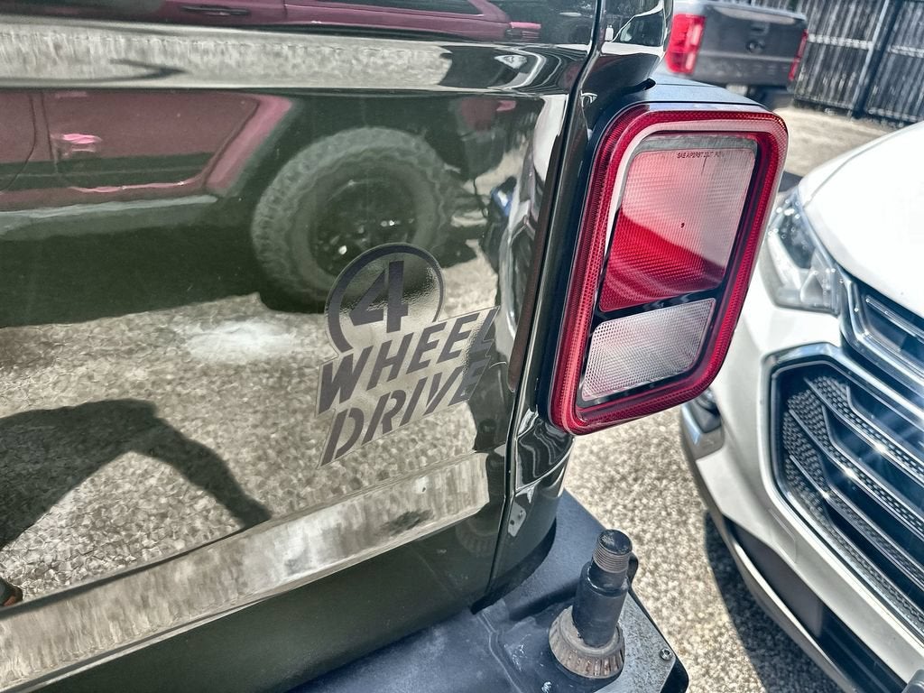 2021 Jeep Gladiator Willys