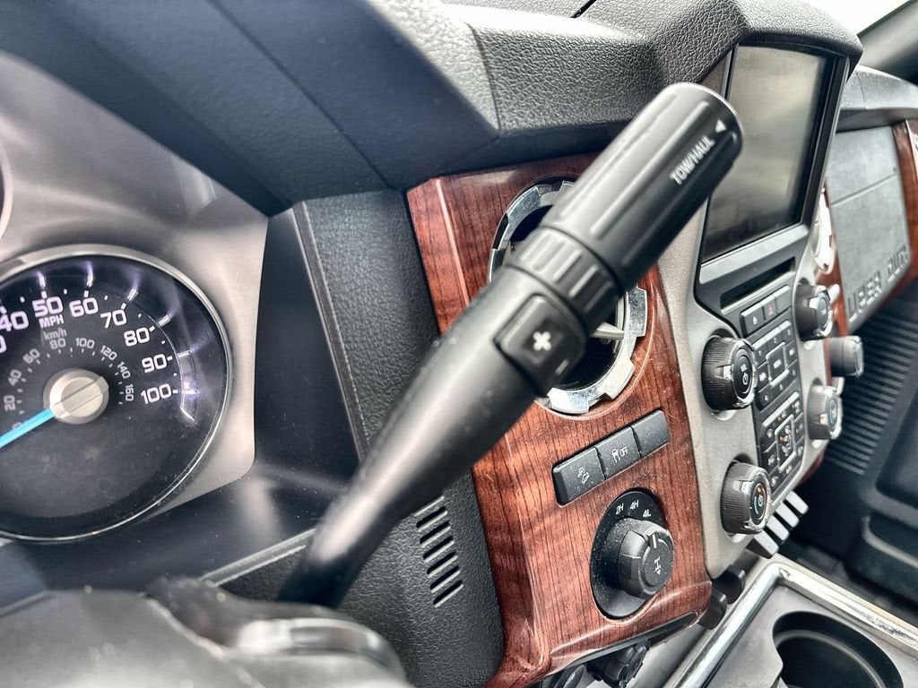 2015 Ford Super Duty F-250 SRW Lariat