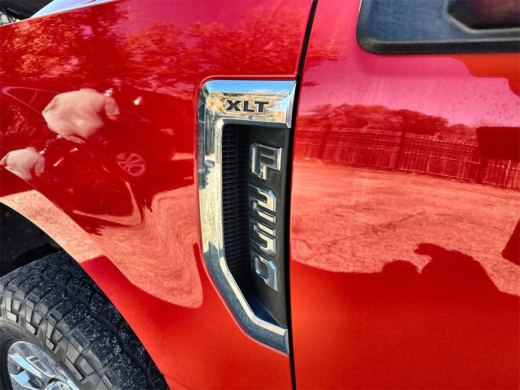 2017 Ford Super Duty F-250 SRW Lariat