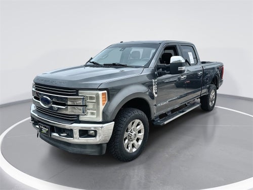 2017 Ford Super Duty F-250 SRW Lariat