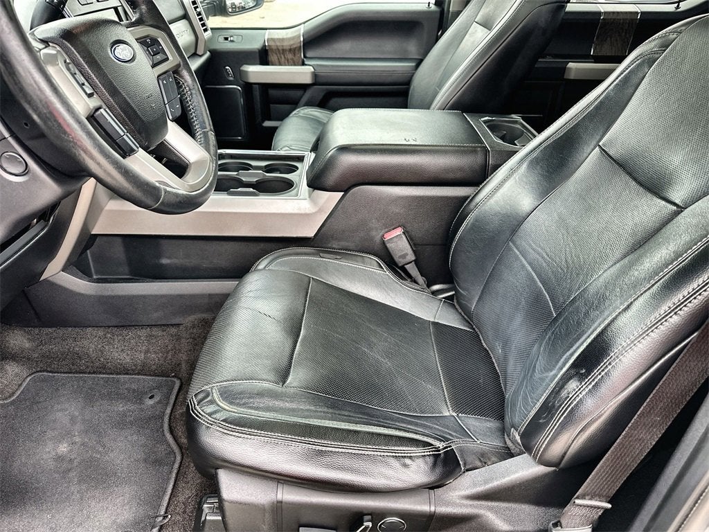 2017 Ford Super Duty F-250 SRW Lariat