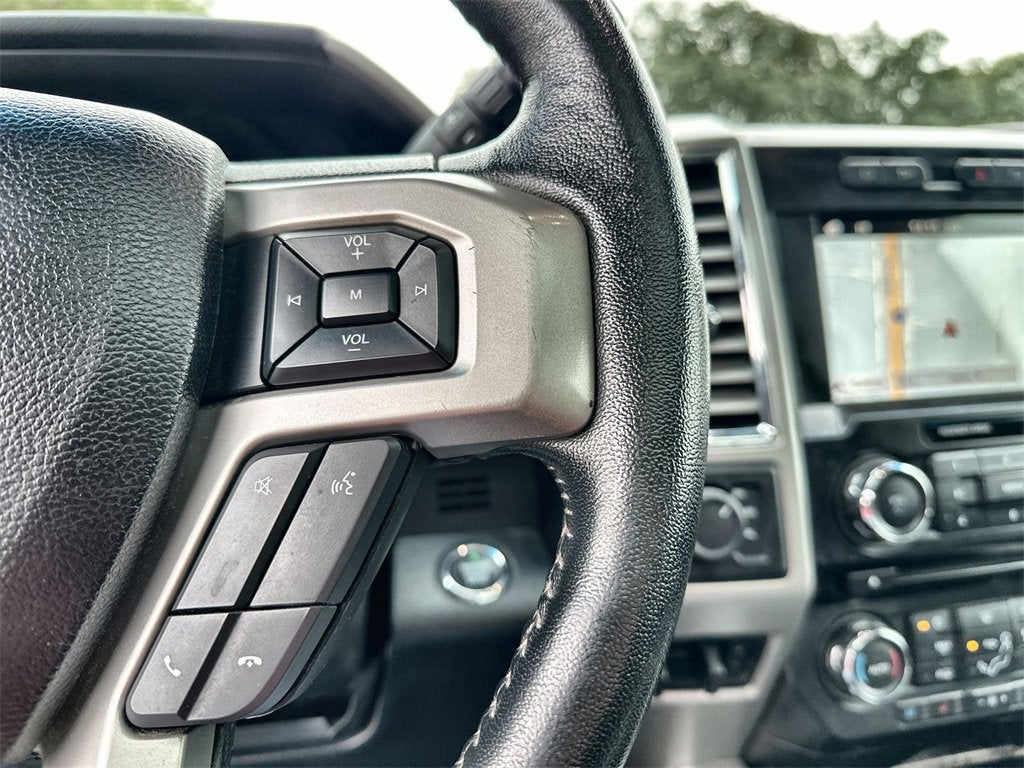 2017 Ford Super Duty F-250 SRW Lariat