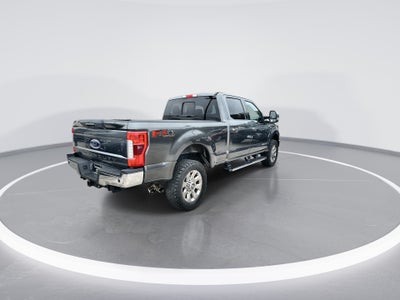 2017 Ford Super Duty F-250 SRW Lariat