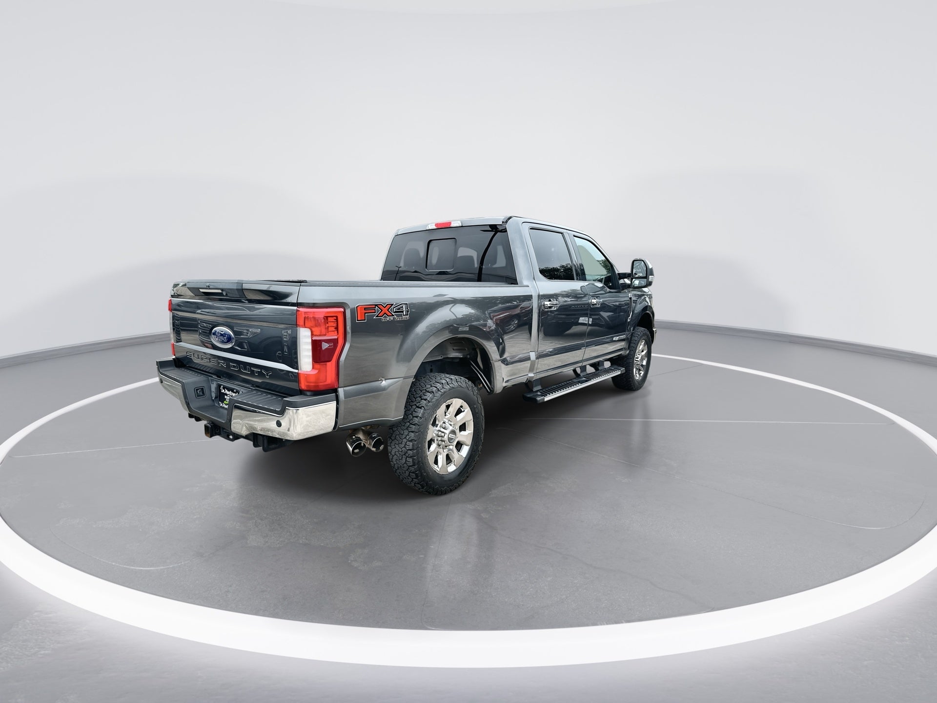 2017 Ford Super Duty F-250 SRW Lariat