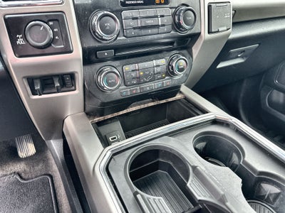 2017 Ford Super Duty F-250 SRW Lariat