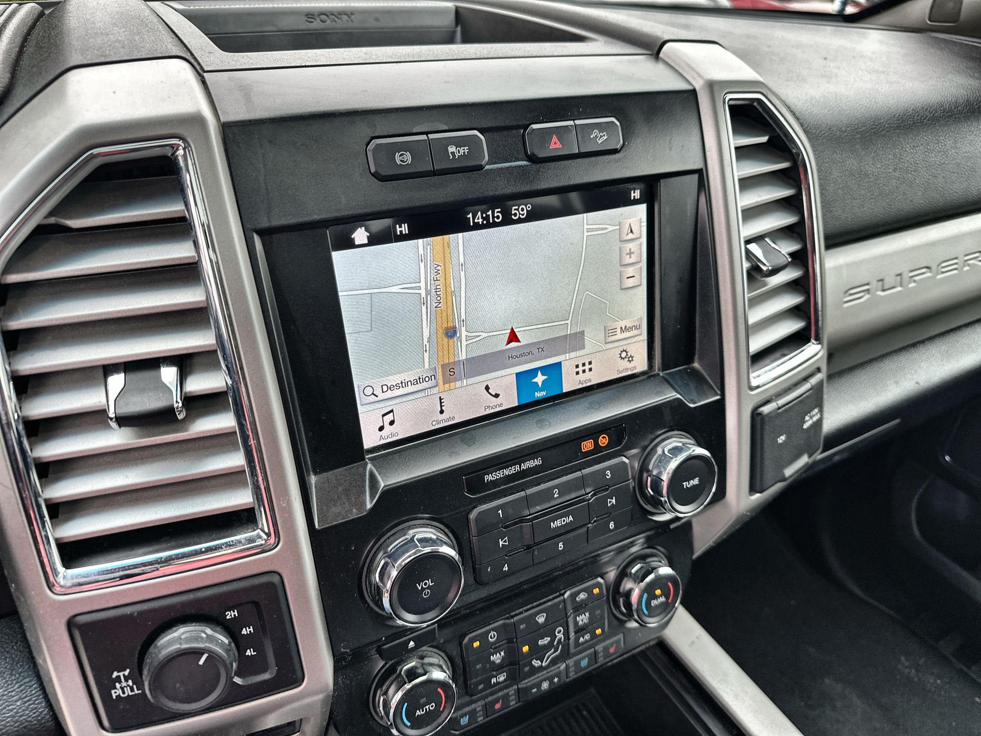 2017 Ford Super Duty F-250 SRW Lariat