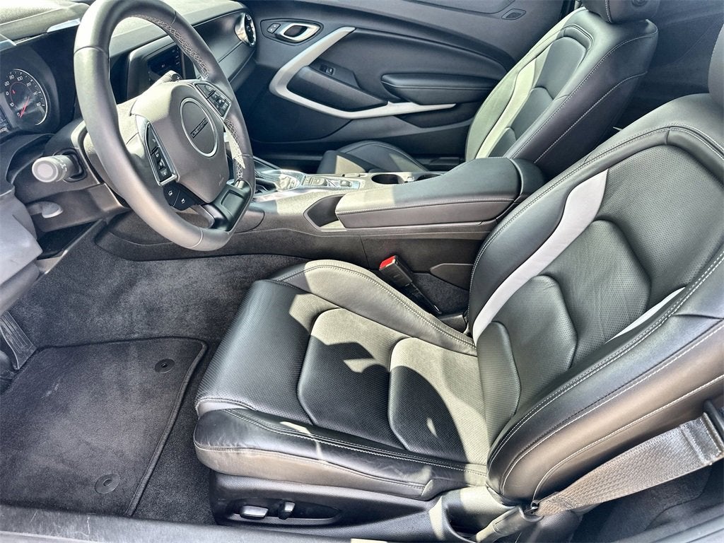 2022 Chevrolet Camaro 2LT