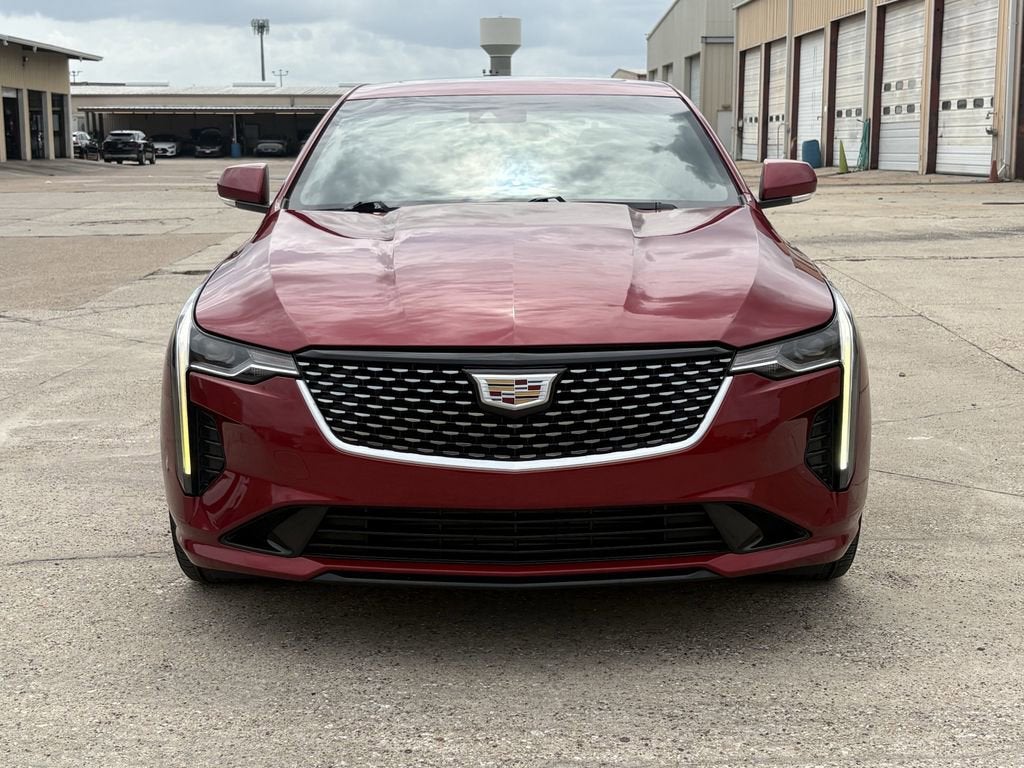2023 Cadillac CT4 Luxury