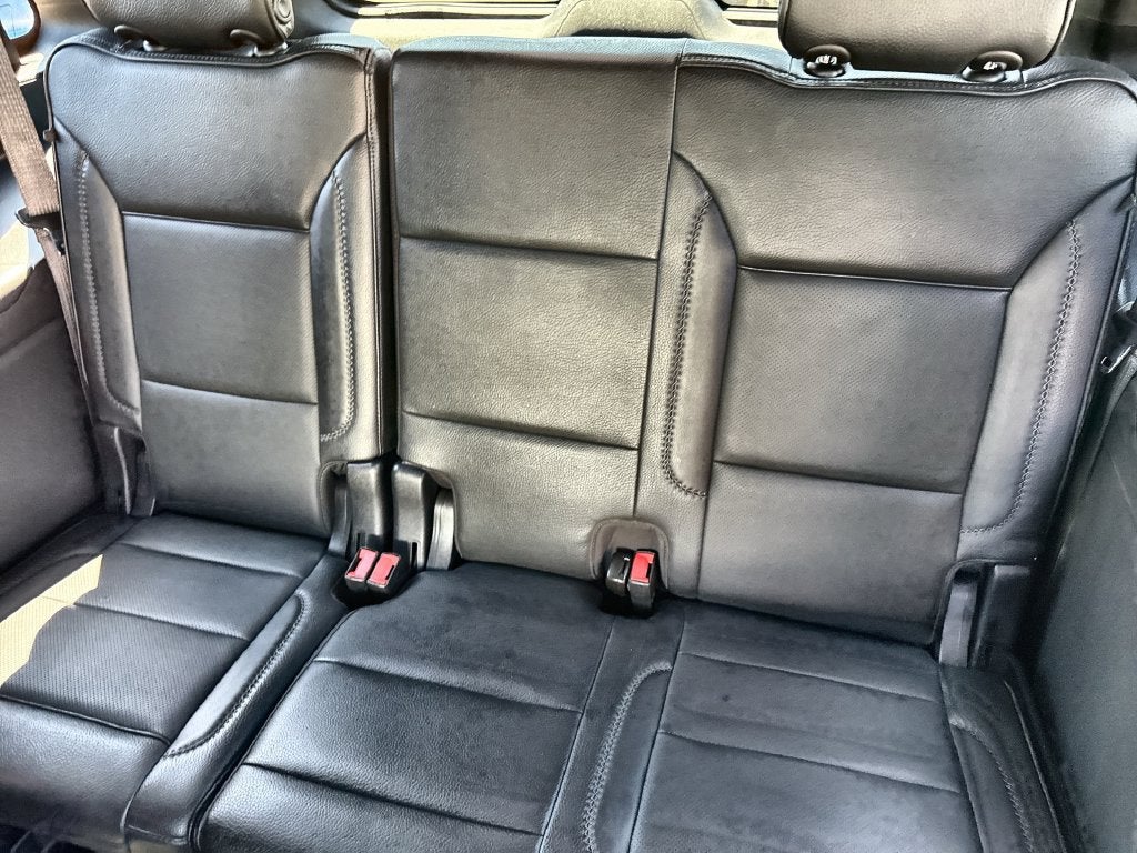2022 GMC Yukon Denali - Photo 18