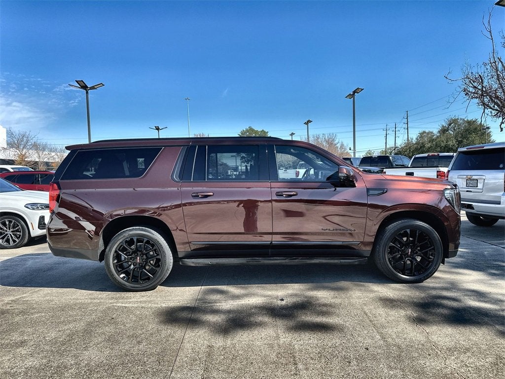 2023 GMC Yukon XL SLT