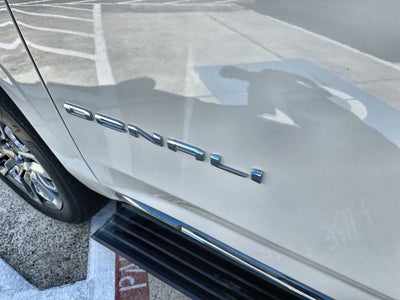 2024 GMC Yukon Denali Ultimate