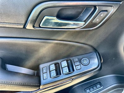 2020 GMC Yukon XL SLT