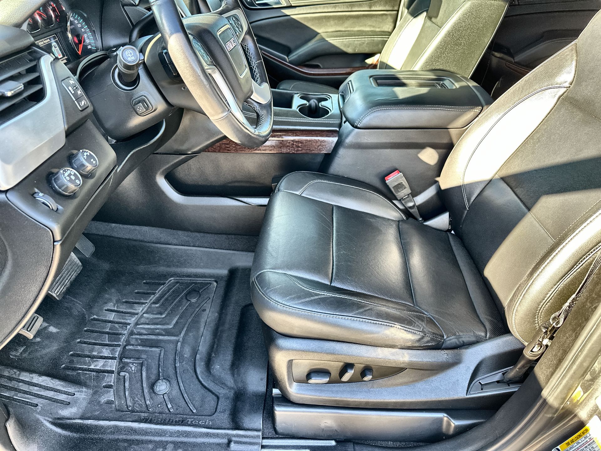 2020 GMC Yukon XL SLT