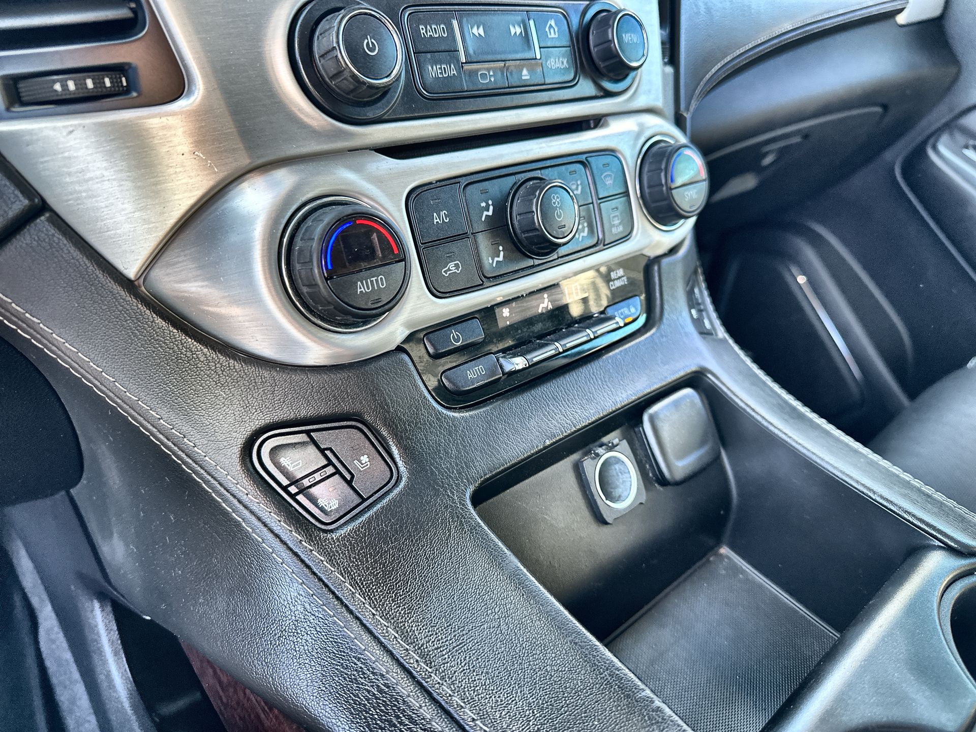 2020 GMC Yukon XL SLT