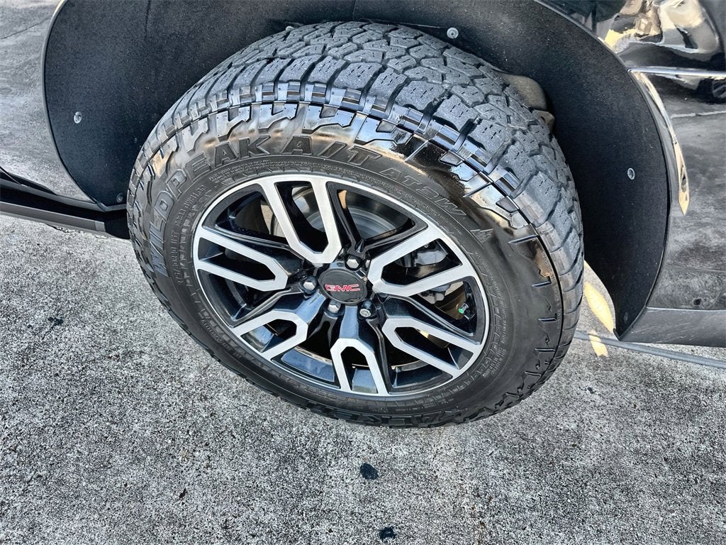 2022 GMC Yukon XL AT4