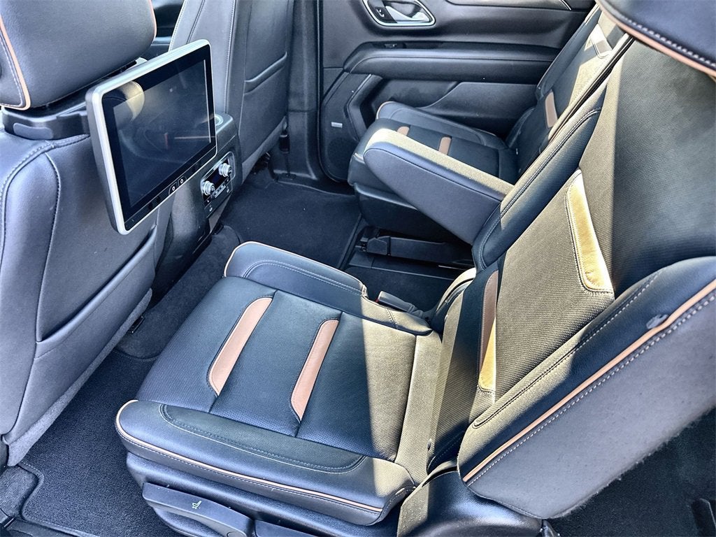 2022 GMC Yukon XL AT4