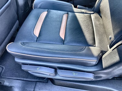 2022 GMC Yukon XL AT4