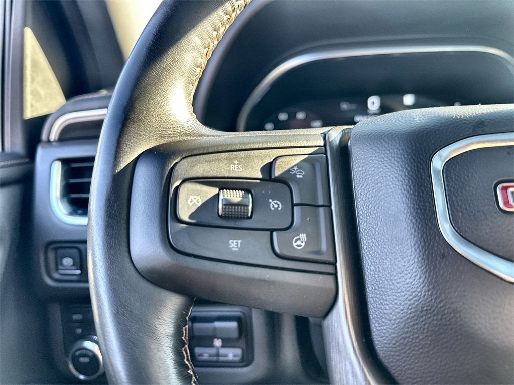 2022 GMC Yukon XL AT4