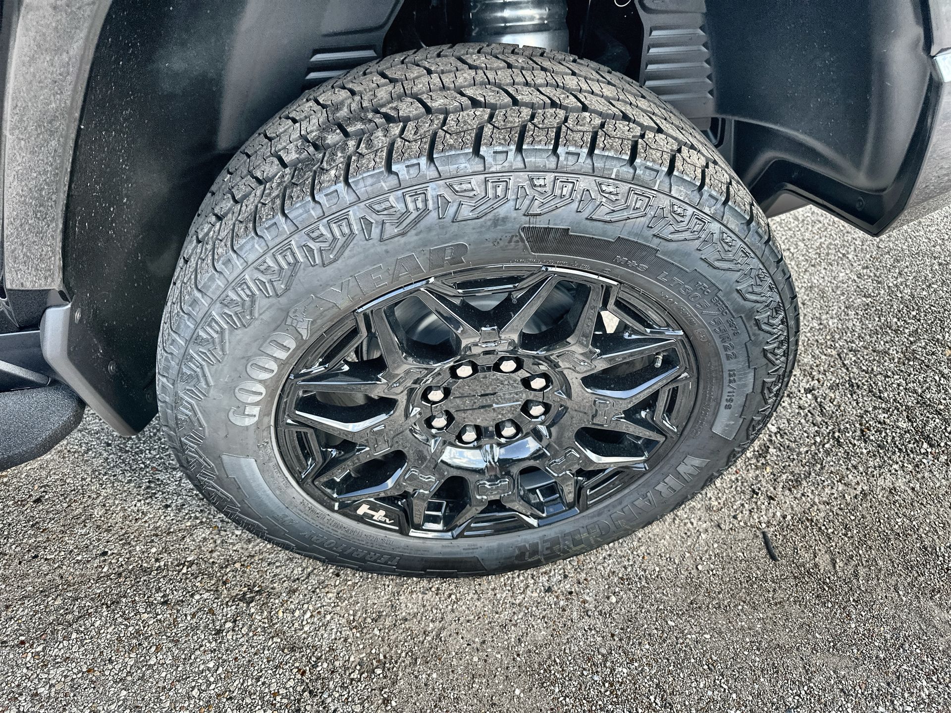 2026 GMC HUMMER EV SUV 2X