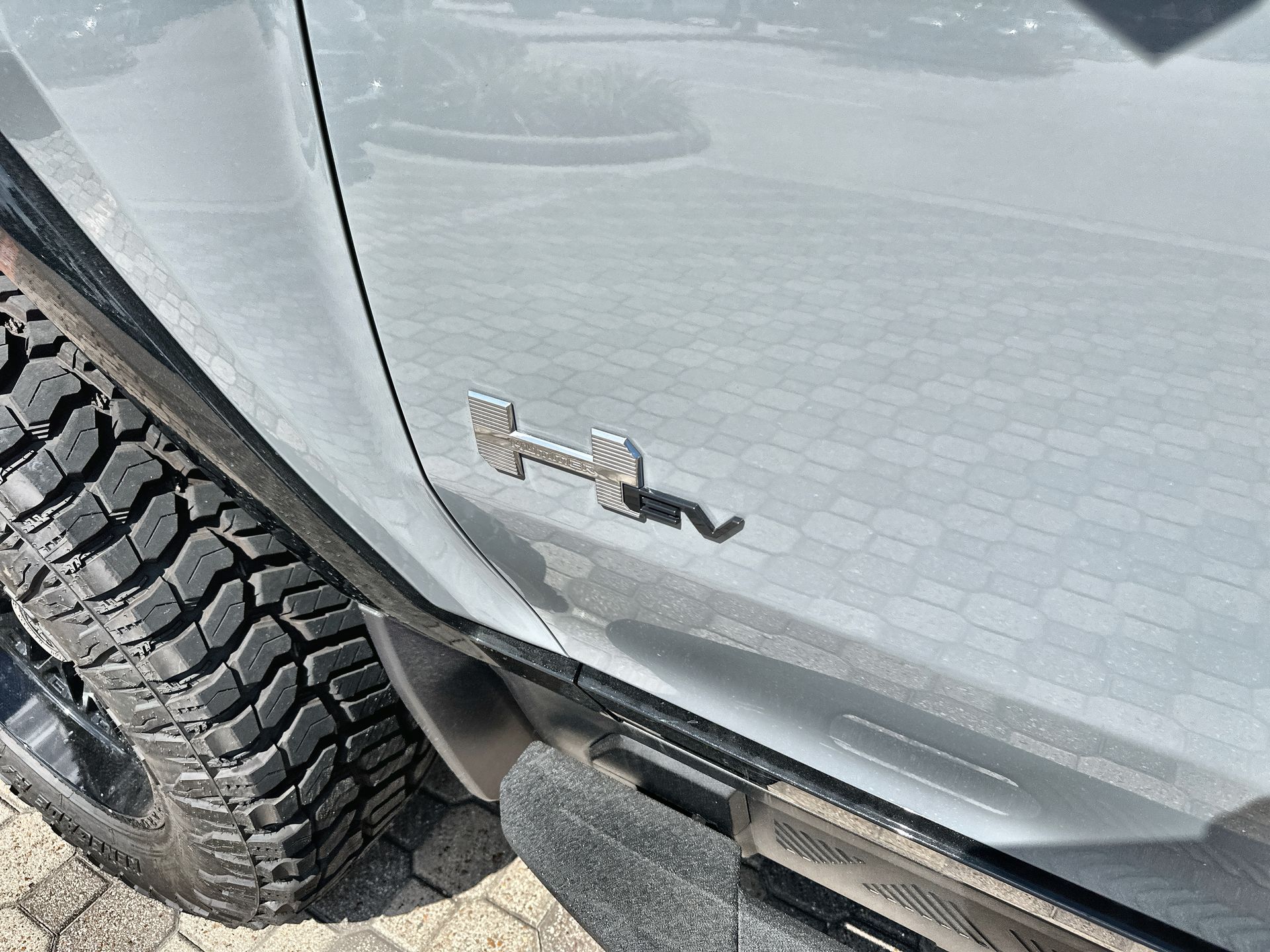 2026 GMC HUMMER EV SUV 2X