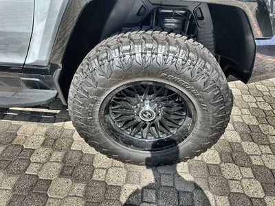 2026 GMC HUMMER EV SUV 2X