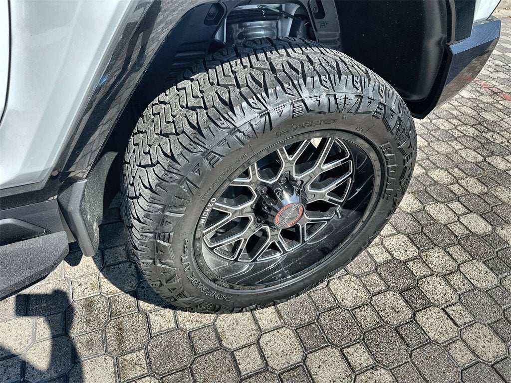 2026 GMC HUMMER EV SUV 2X