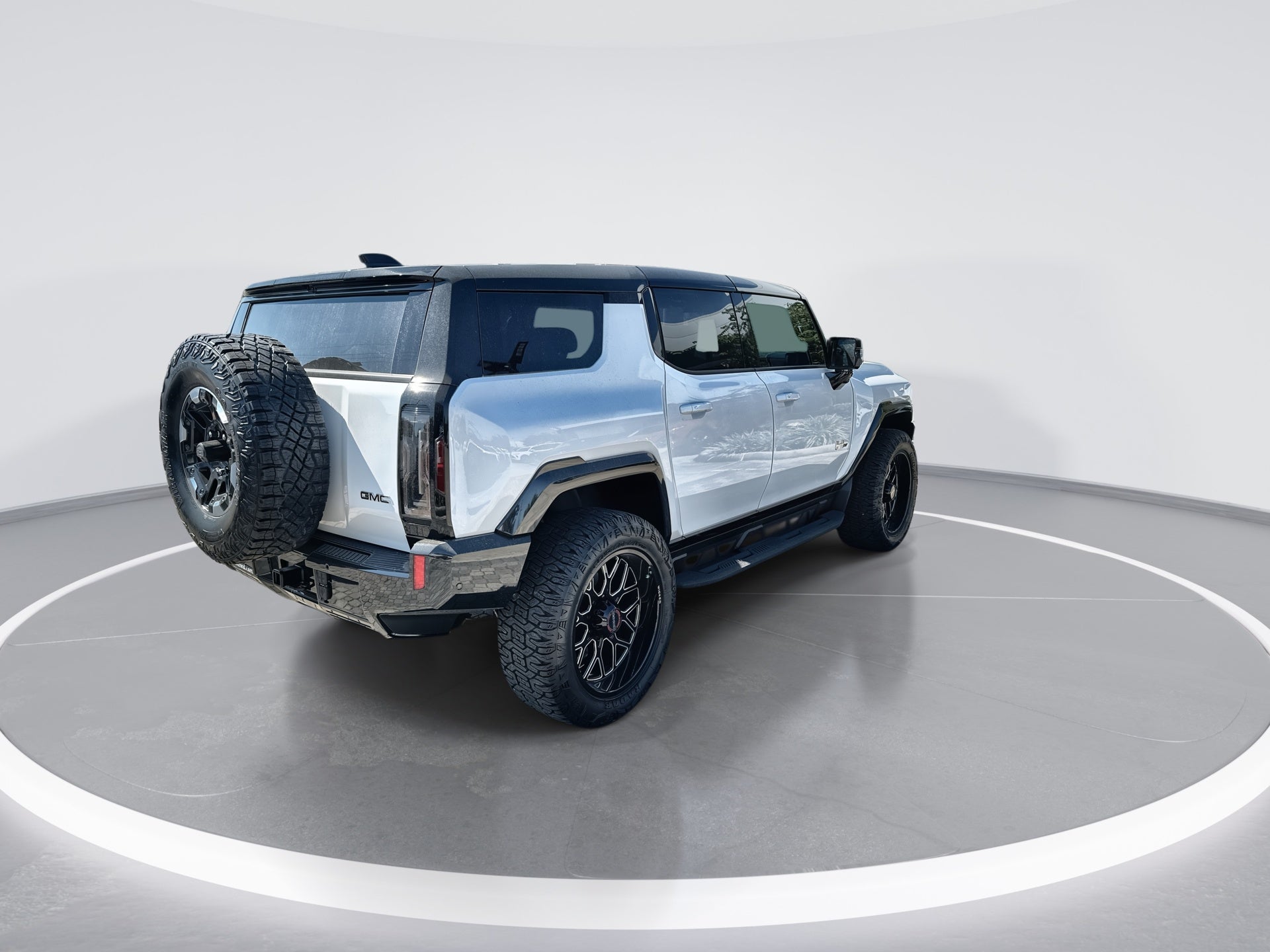 2026 GMC HUMMER EV SUV 2X