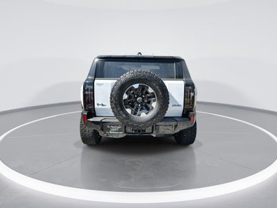 2026 GMC HUMMER EV SUV 2X