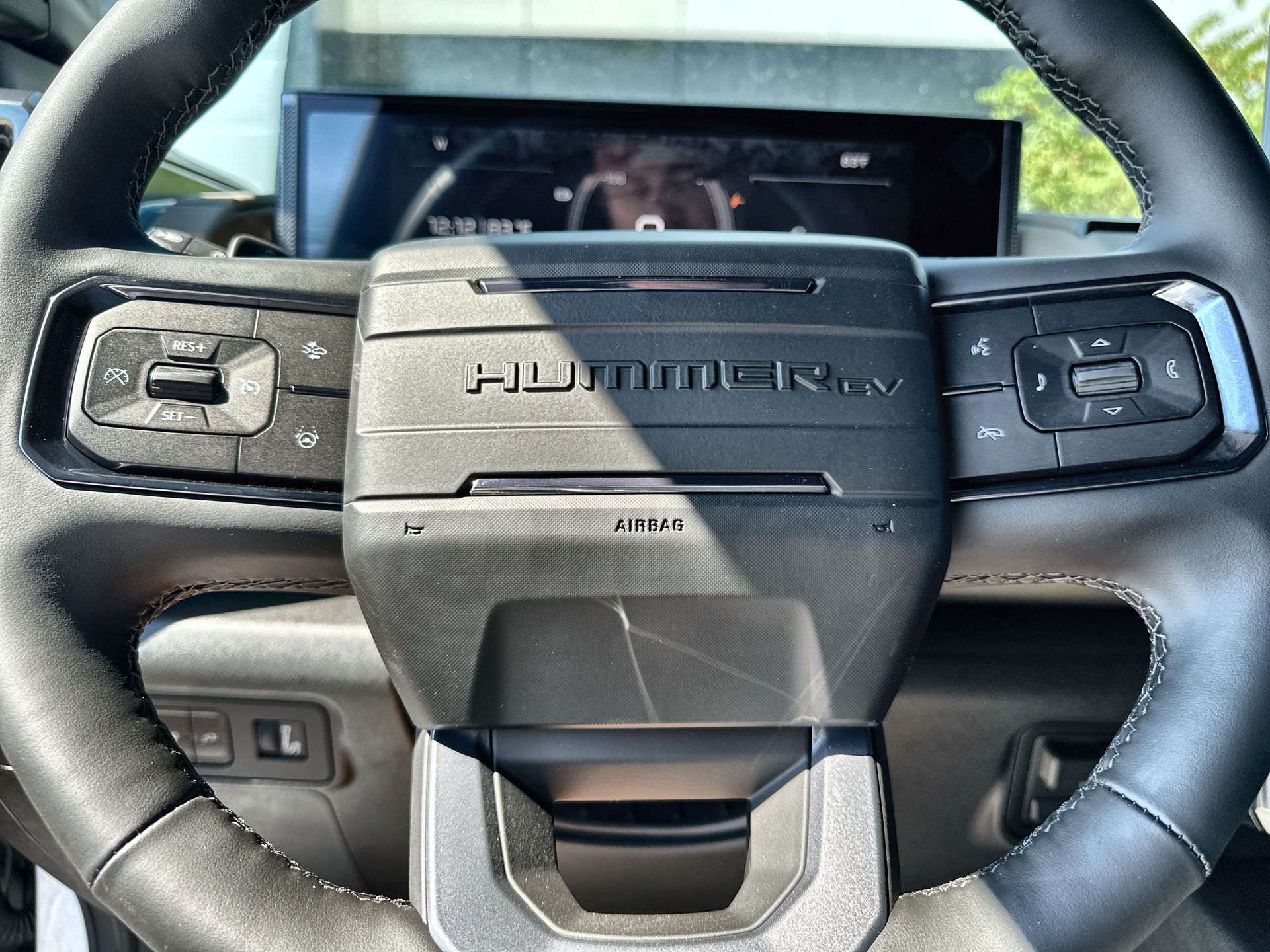 2026 GMC HUMMER EV SUV 2X