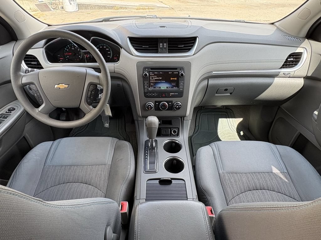 2017 Chevrolet Traverse LS