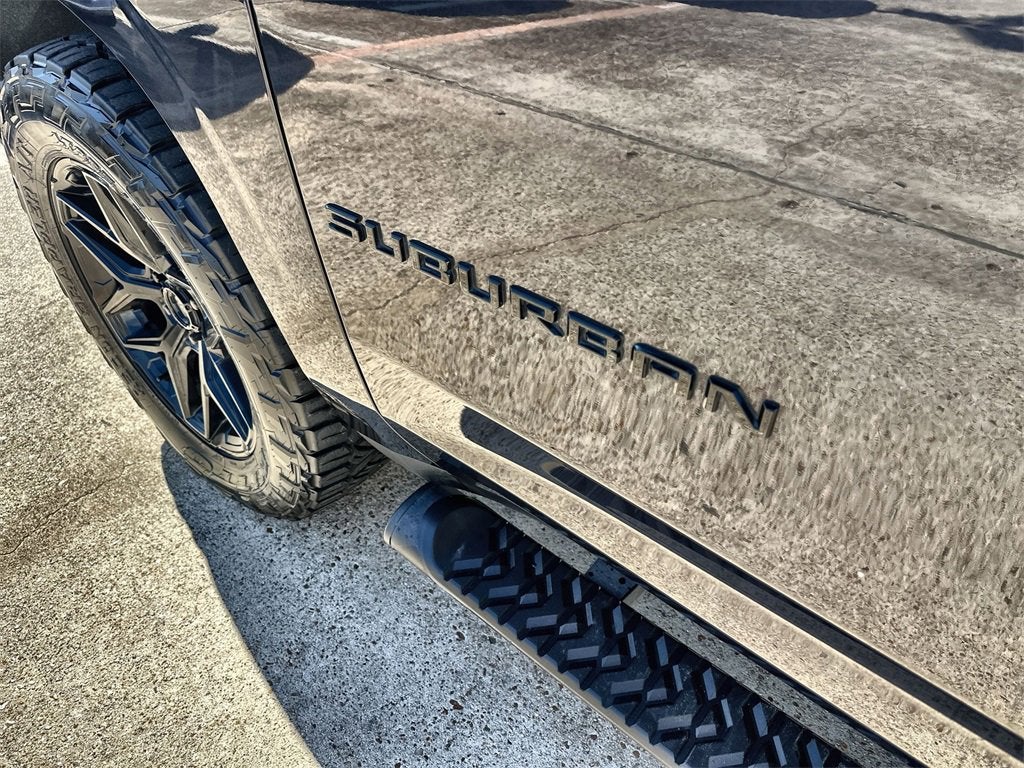 2025 Chevrolet Suburban Z71