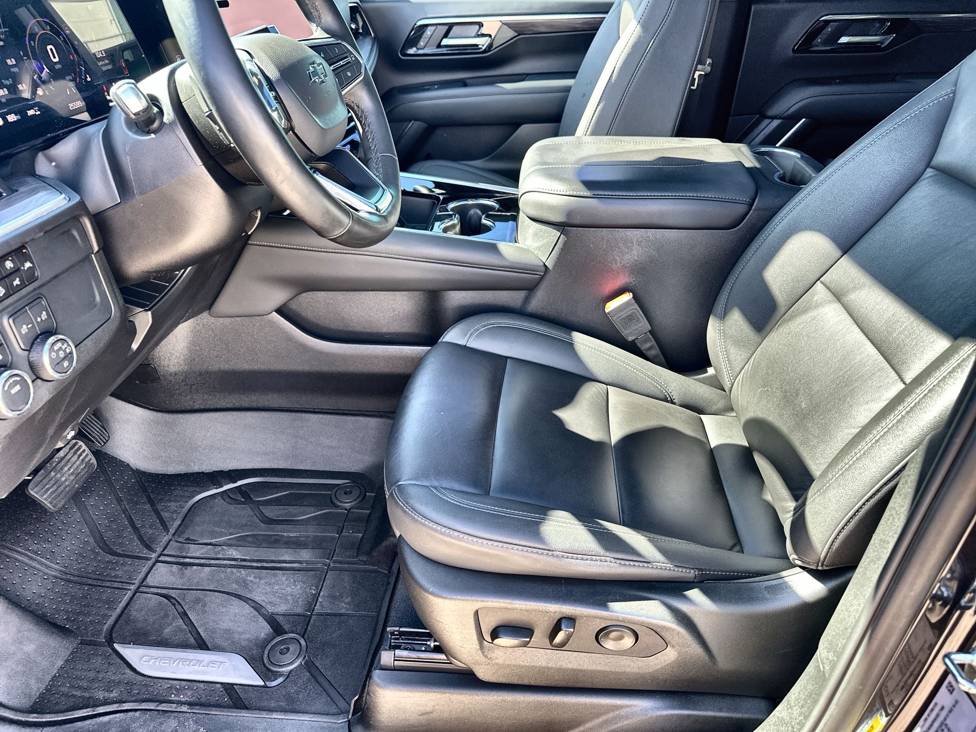 2025 Chevrolet Suburban Z71