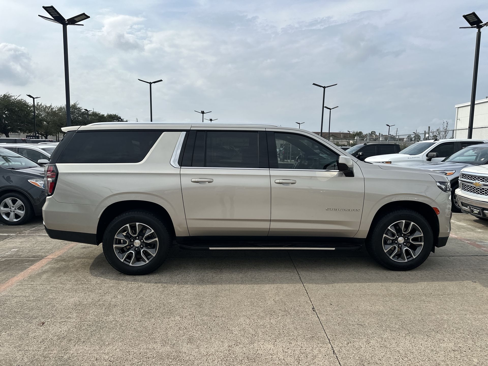 2021 Chevrolet Suburban LS