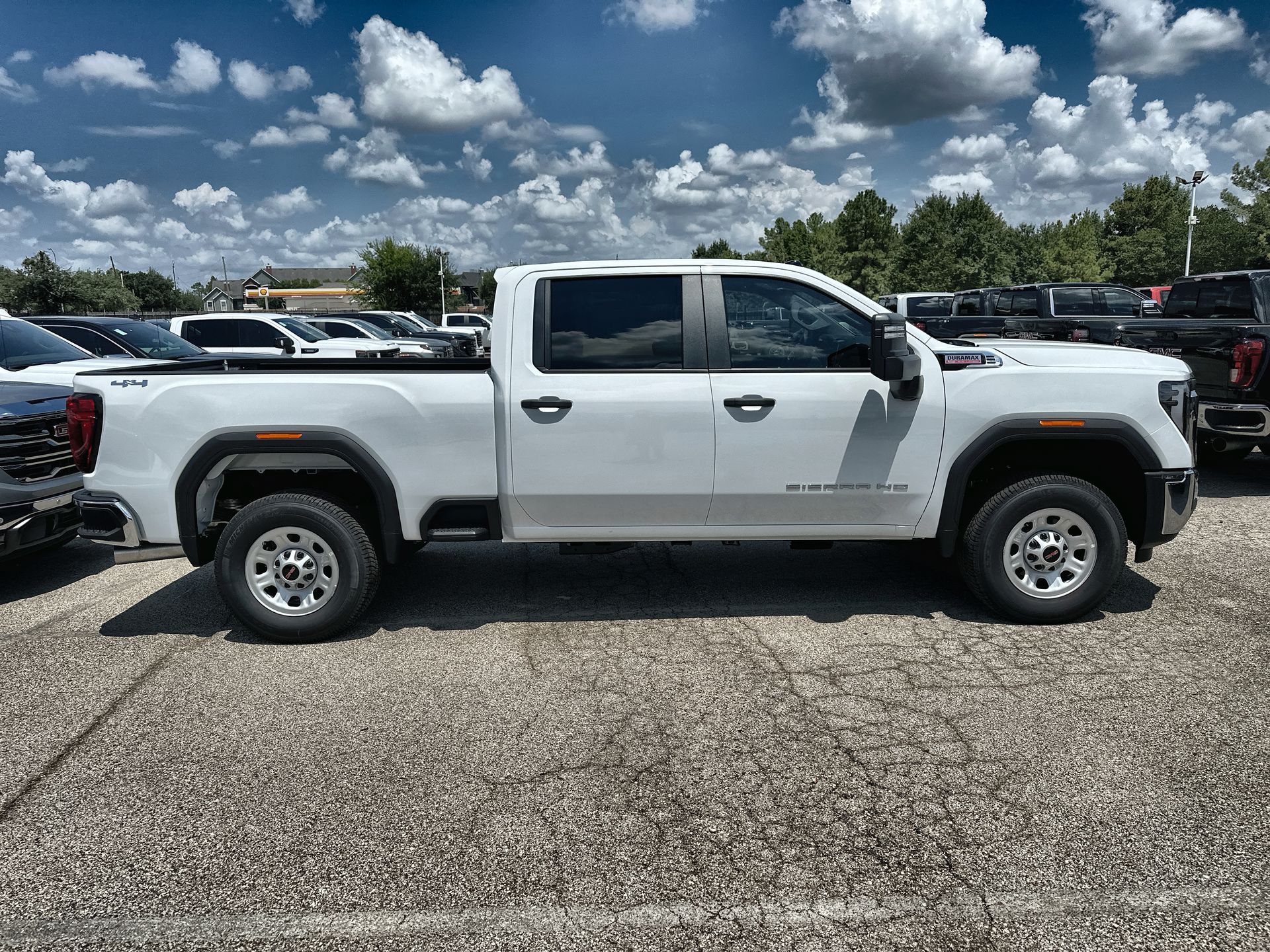 2025 GMC Sierra 2500 HD Pro