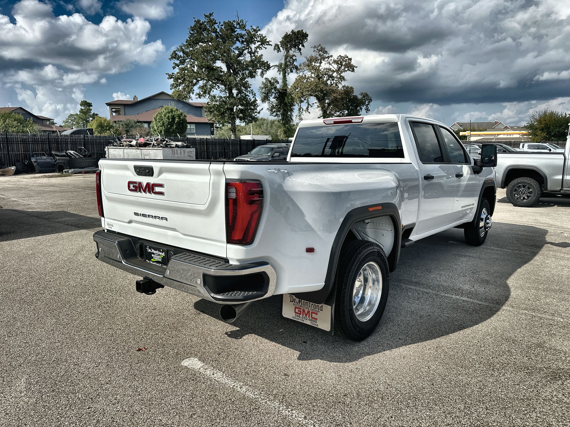 2026 GMC Sierra 3500 HD Pro DRW