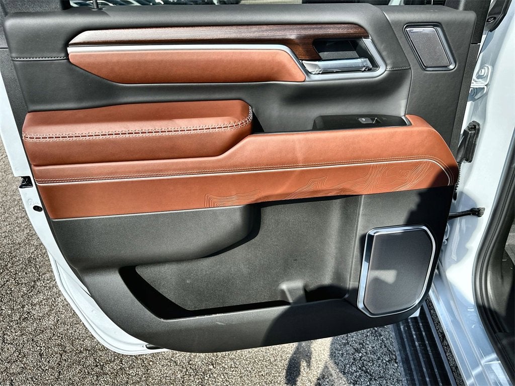 2026 GMC Sierra 3500 HD Denali Ultimate DRW