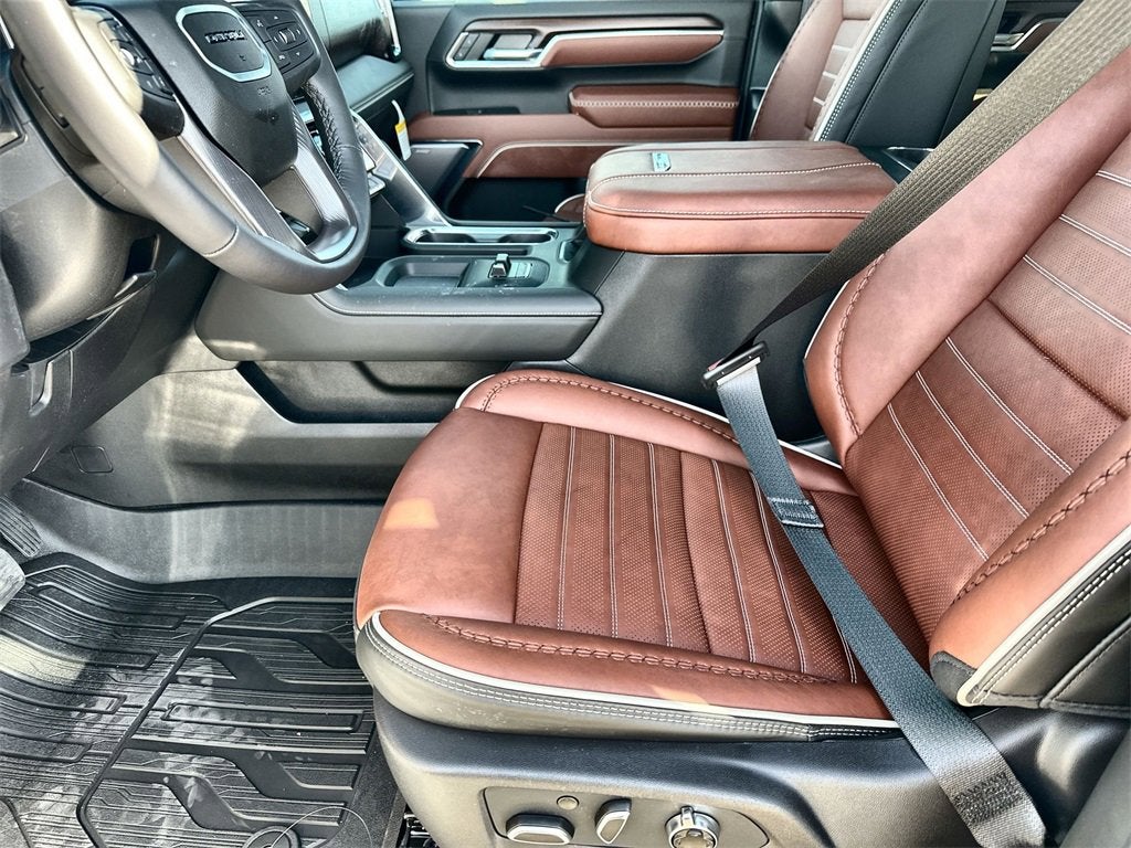 2026 GMC Sierra 3500 HD Denali Ultimate DRW