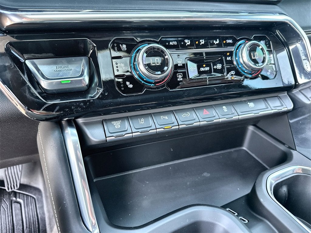 2026 GMC Sierra 3500 HD Denali Ultimate DRW