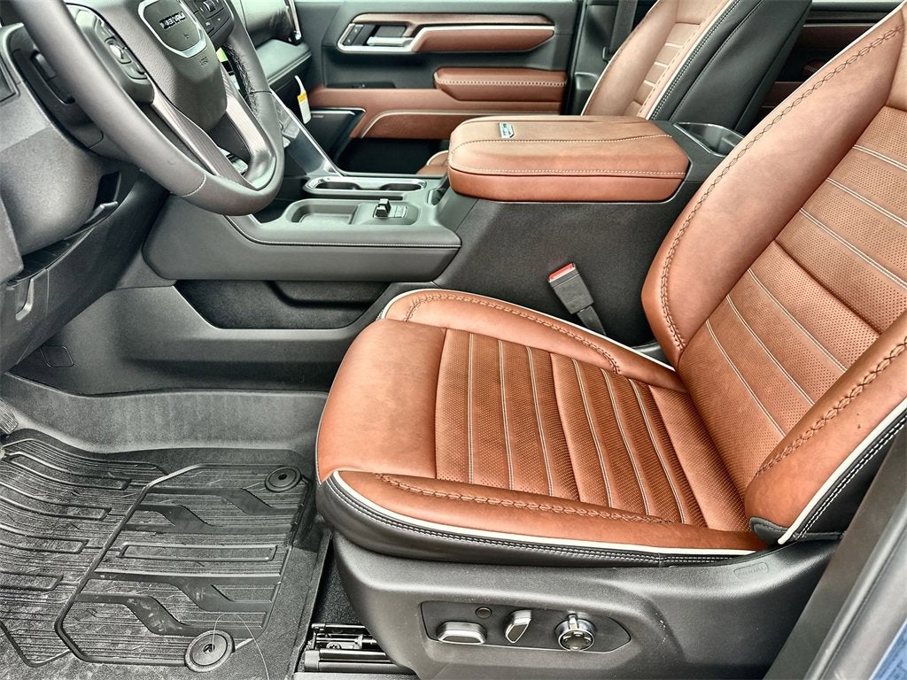 2026 GMC Sierra 3500 HD Denali Ultimate DRW