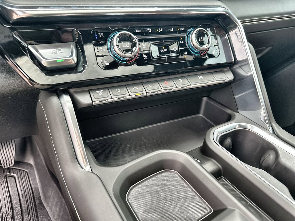 2026 GMC Sierra 3500 HD Denali Ultimate DRW