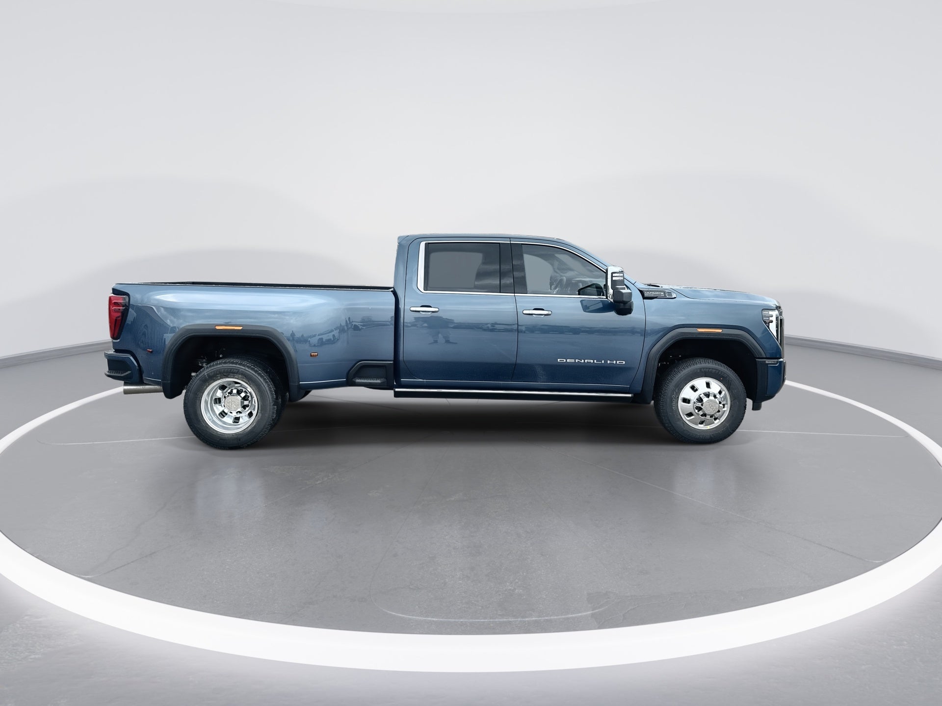 2026 GMC Sierra 3500 HD Denali Ultimate DRW