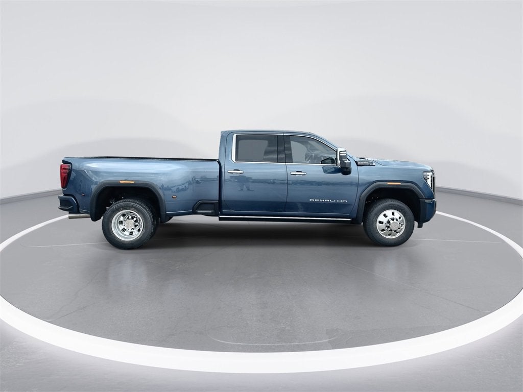 2026 GMC Sierra 3500 HD Denali Ultimate DRW